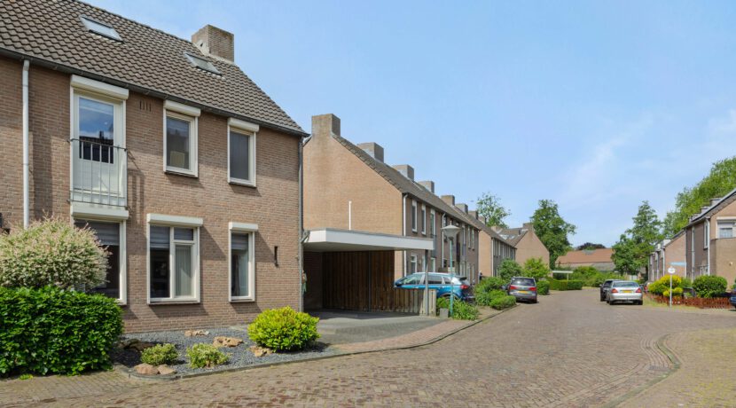 Eikenwal 14, Geffen-04