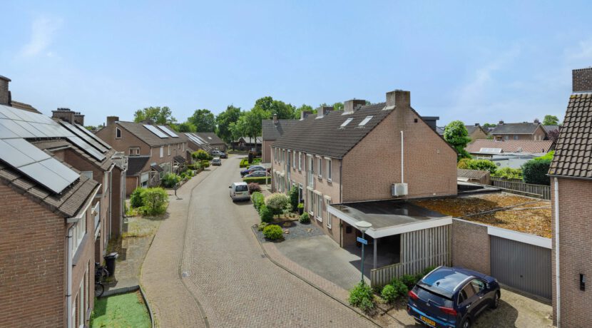 Eikenwal 14, Geffen-06