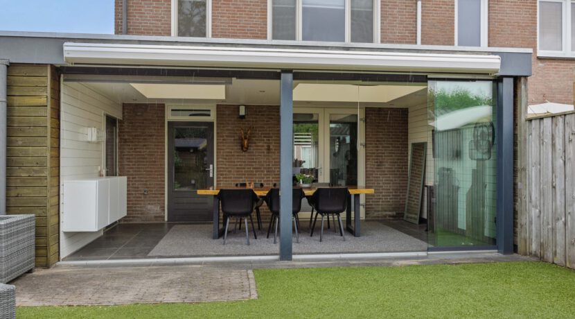 Eikenwal 14, Geffen-48