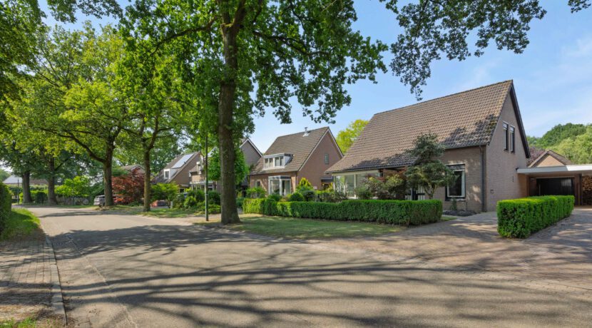 Deken van der Cammenweg 48, Heesch-02