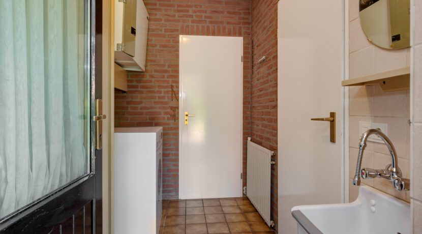 Deken van der Cammenweg 48, Heesch-28