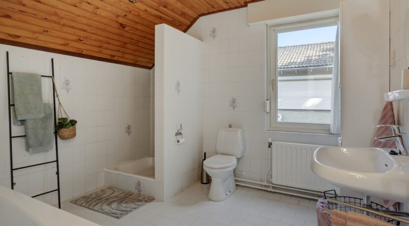 Deken van der Cammenweg 48, Heesch-33