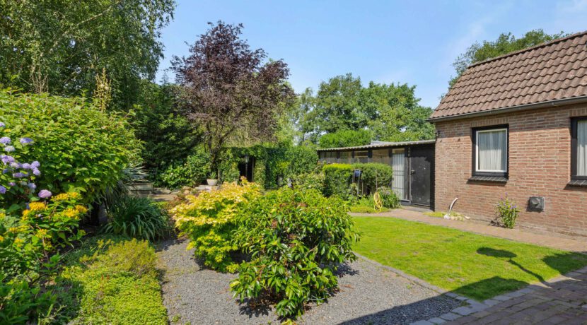 Deken van der Cammenweg 48, Heesch-48