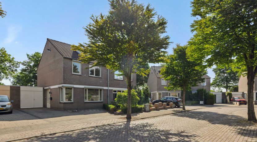 De Sikkel 16, Heesch-03