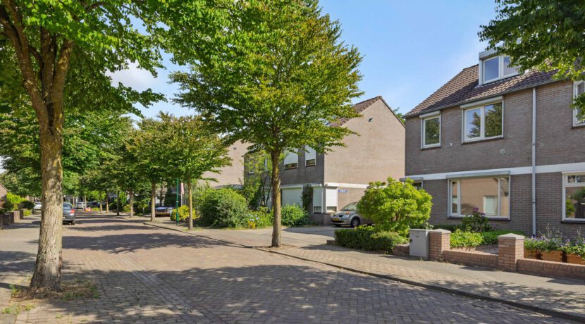 De Sikkel 16, Heesch-06