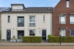 Parelgras 12, Heesch-03