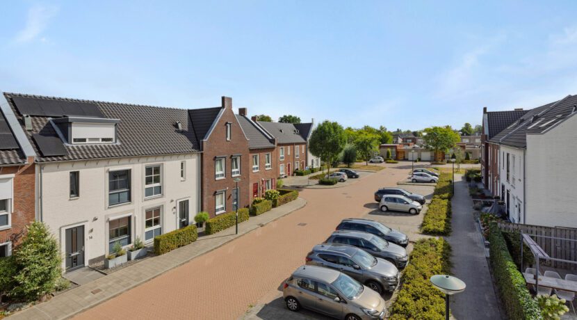 Parelgras 12, Heesch-08