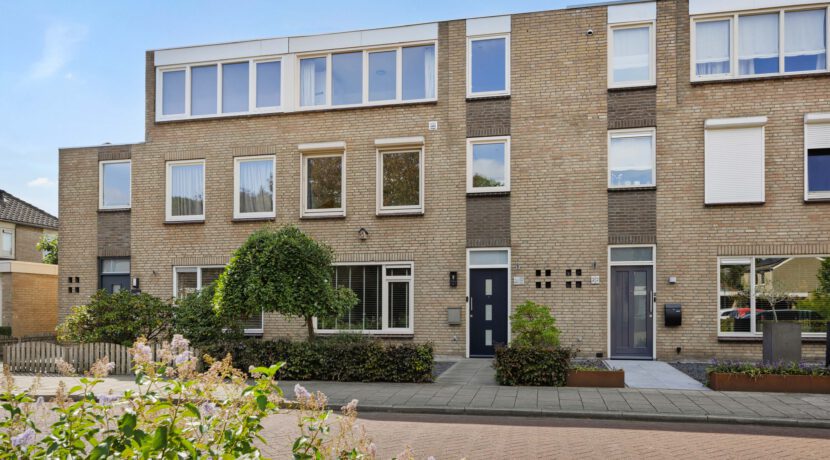 Bachlaan 24, Heesch-03
