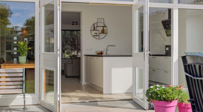 Bachlaan 24, Heesch-26