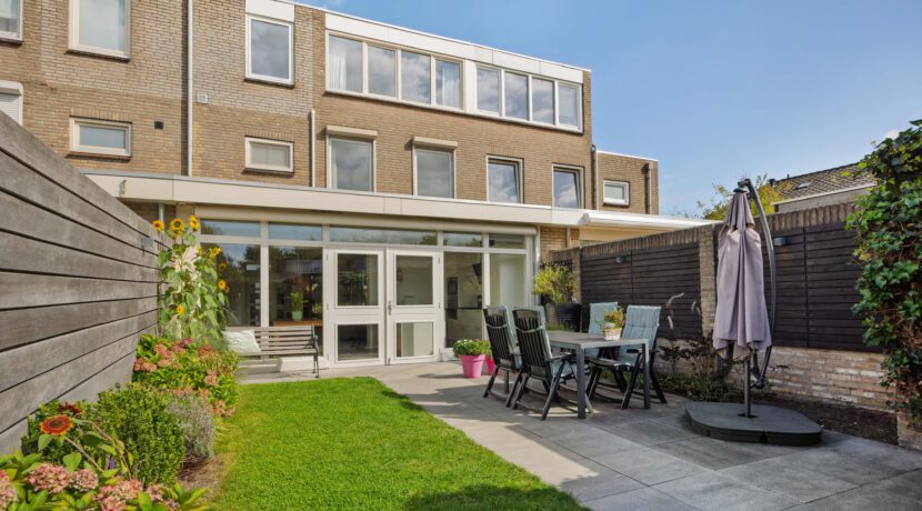 Bachlaan 24, Heesch-44