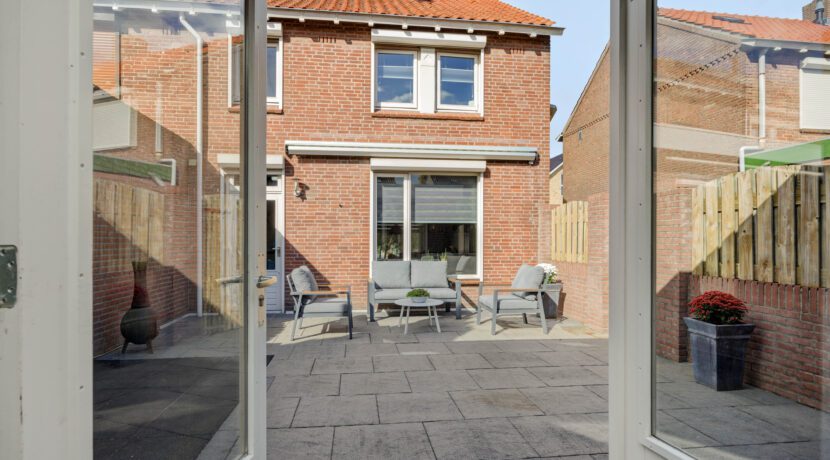 Kapelaan Nausstraat 23, Oss-44