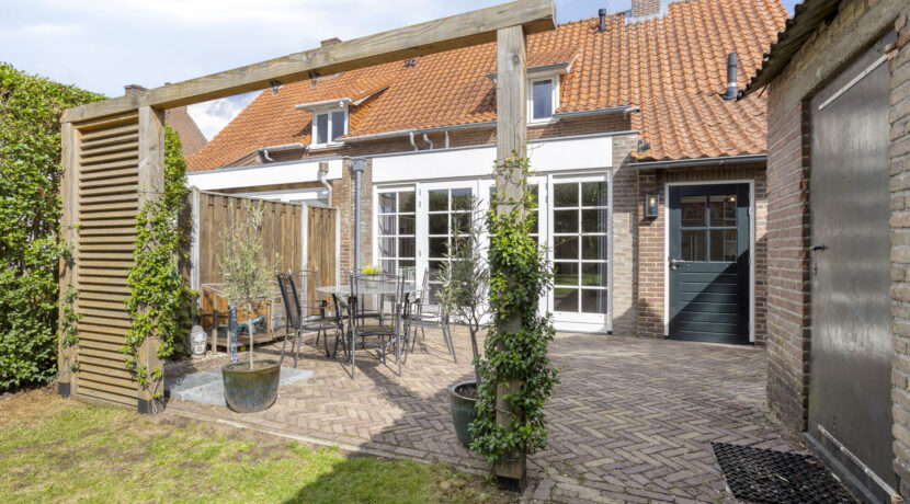 Kerkstraat85384kbHeesch-54