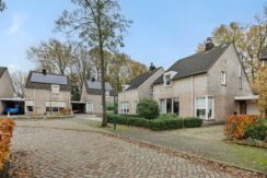 Klokbeker 43, Heesch-02