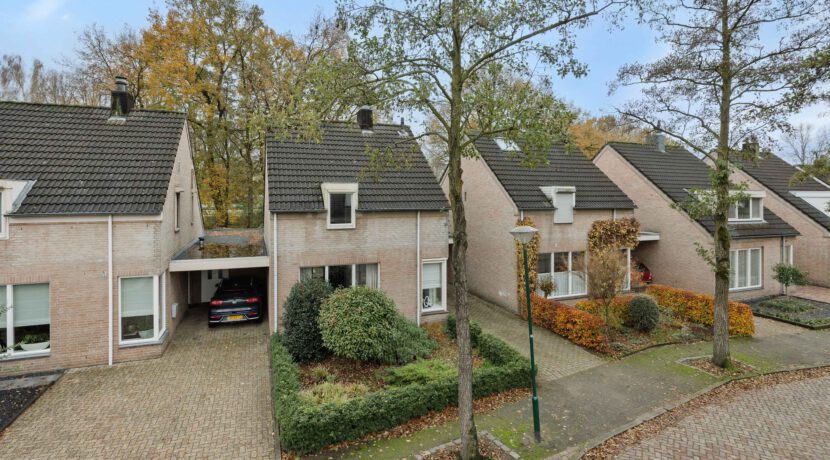 Klokbeker 43, Heesch-09