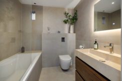 Klokbeker 43, Heesch-36