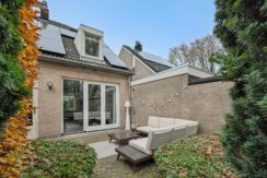 Klokbeker 43, Heesch-47