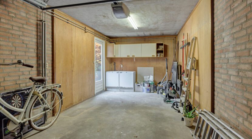 Klokbeker 43, Heesch-55