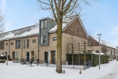 Biezenloop 27, Heesch (1)