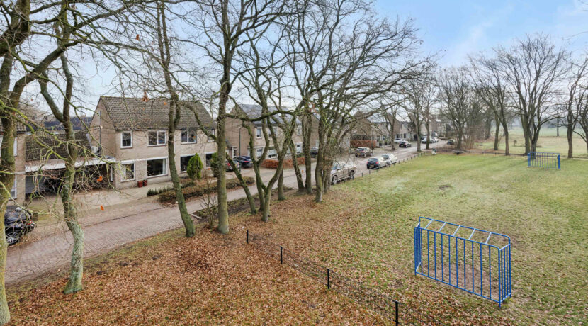 De Klaver 29, Heesch-09