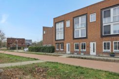 Elzenseloop 62, Heesch-04