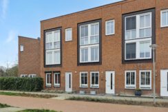 Elzenseloop 62, Heesch-05