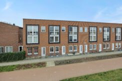 Elzenseloop 62, Heesch-09