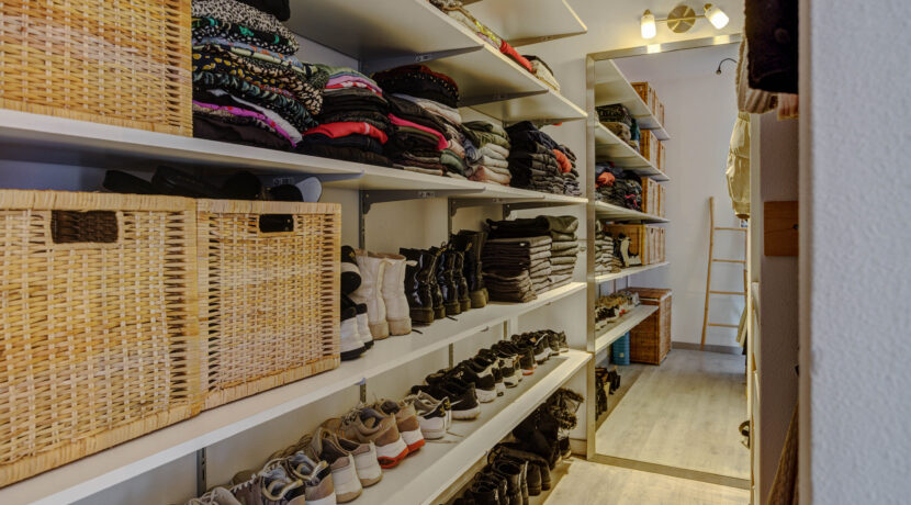 Elzenseloop 62, Heesch-27