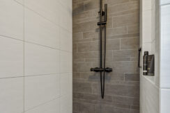 Elzenseloop 62, Heesch-30