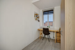 Elzenseloop 62, Heesch-32