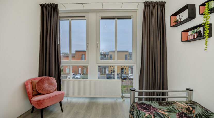 Elzenseloop 62, Heesch-35