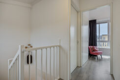 Elzenseloop 62, Heesch-40