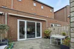 Elzenseloop 62, Heesch-41