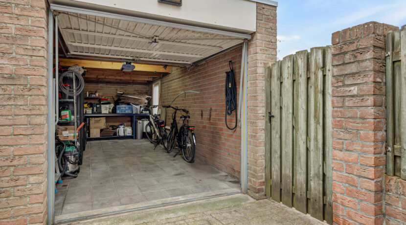 Paasakkers 8, Heesch-46