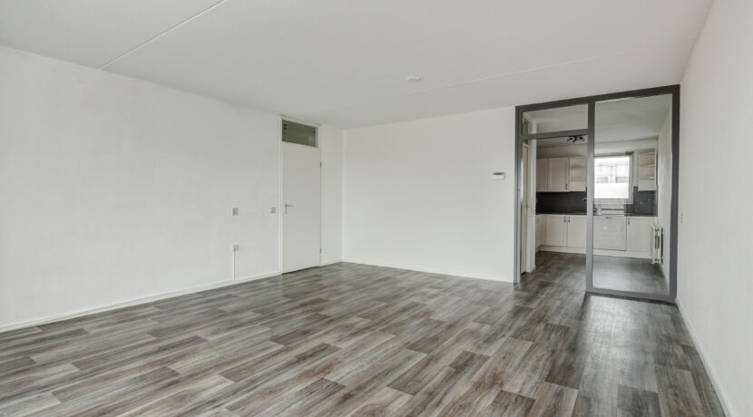 't Dorp 81A, Heesch-16