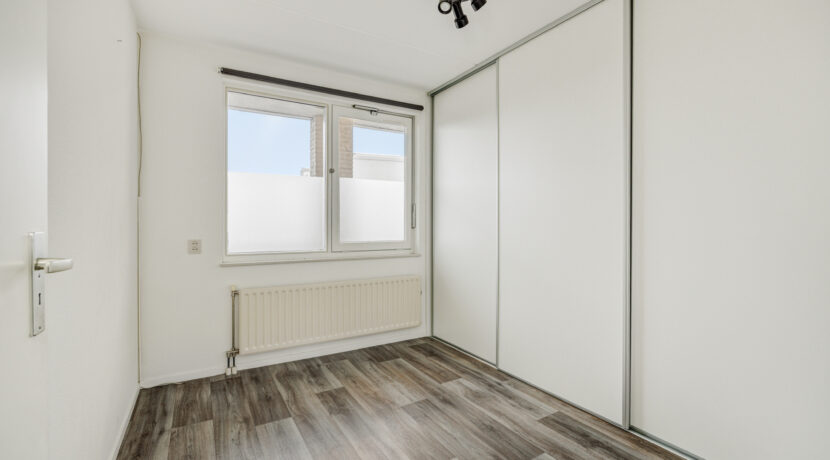 't Dorp 81A, Heesch-21