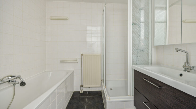 't Dorp 81A, Heesch-26