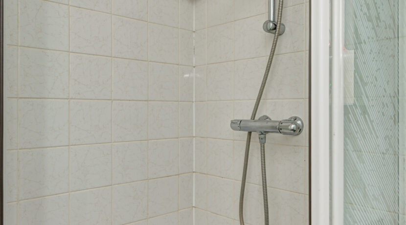 't Dorp 81A, Heesch-28