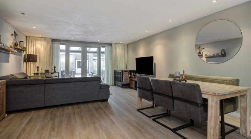 Kaweiseloop 6, Heesch-11