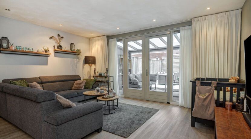 Kaweiseloop 6, Heesch-13