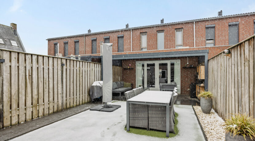 Kaweiseloop 6, Heesch-37