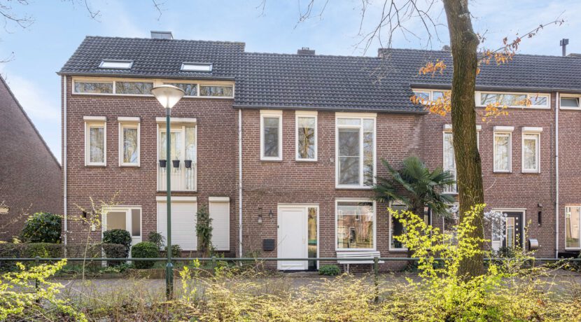 Heilige Eik 33, Heesch-04