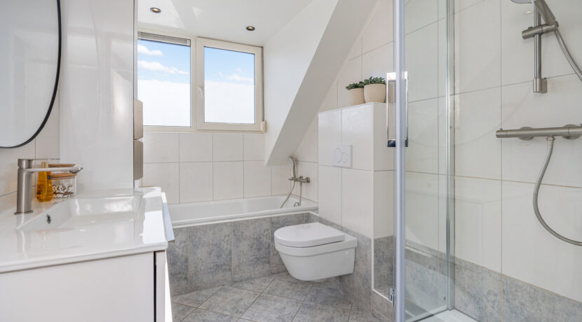 Heilige Eik 33, Heesch-35