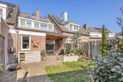 Heilige Eik 33, Heesch-48