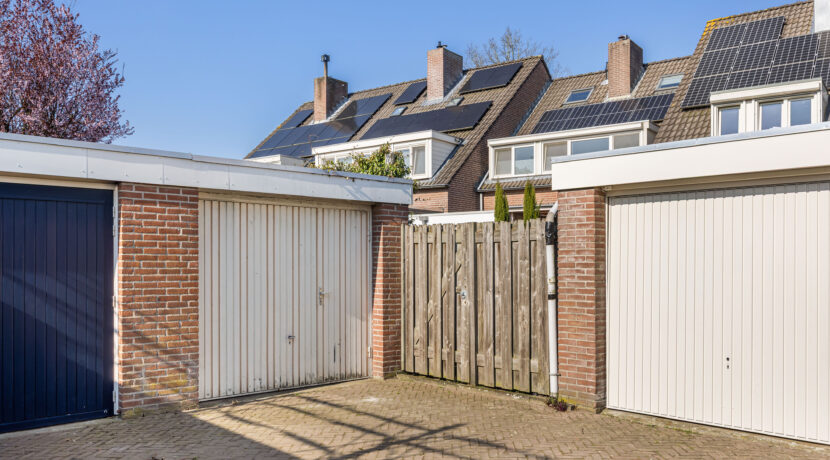 Heilige Eik 33, Heesch-55