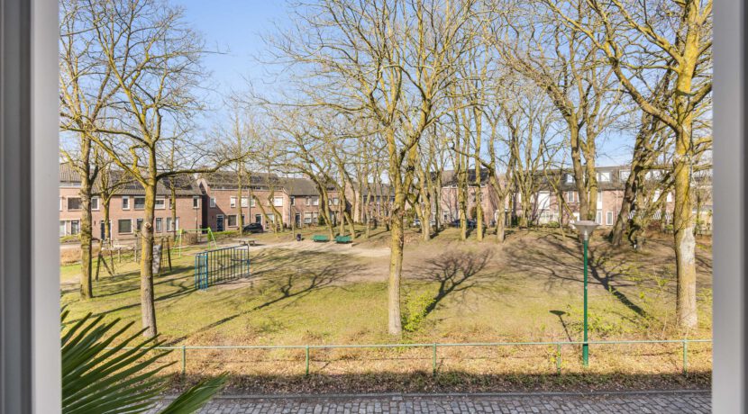 Heilige Eik 33, Heesch-56