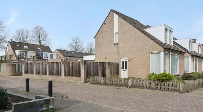 Klokbeker 40, Heesch-03