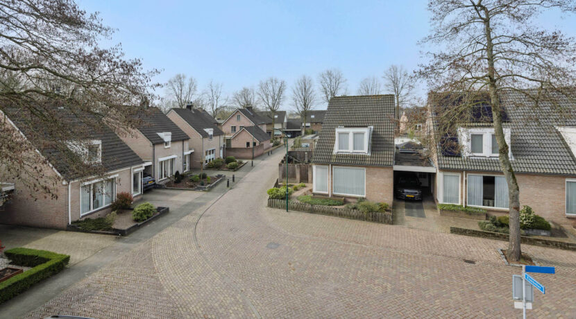 Klokbeker 40, Heesch-07