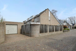 Klokbeker 40, Heesch-08