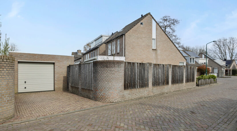 Klokbeker 40, Heesch-08