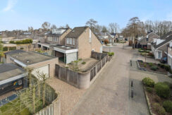 Klokbeker 40, Heesch-09